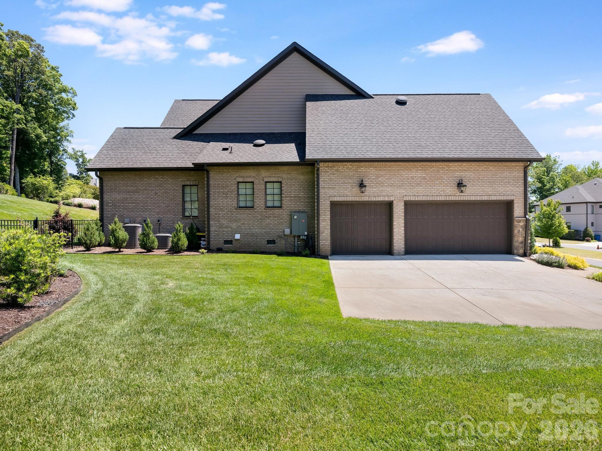 1115 Shelton Oaks Court Matthews NC 28105
