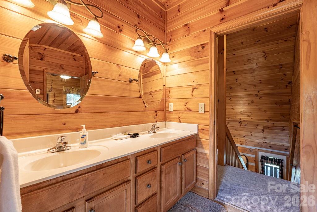 197 Woodby Ridge Road Vilas NC 28692
