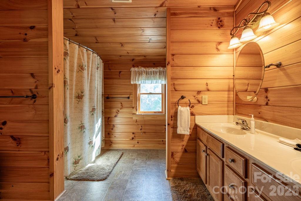 197 Woodby Ridge Road Vilas NC 28692