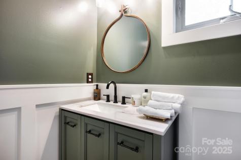 11 Elkmont Drive Asheville NC 28804