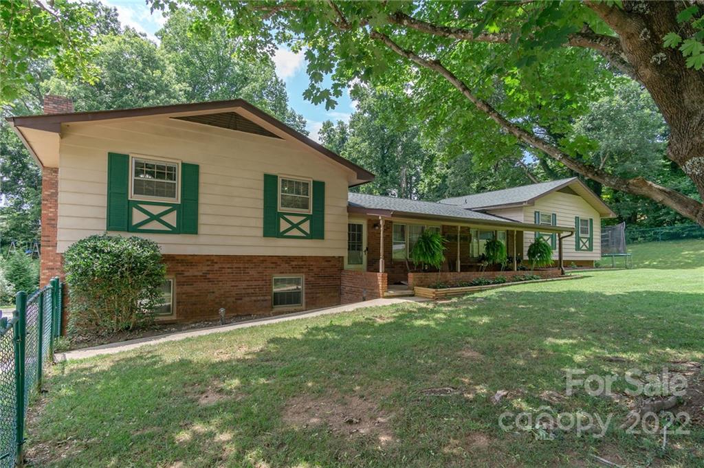 2 Independence Boulevard Asheville NC 28805