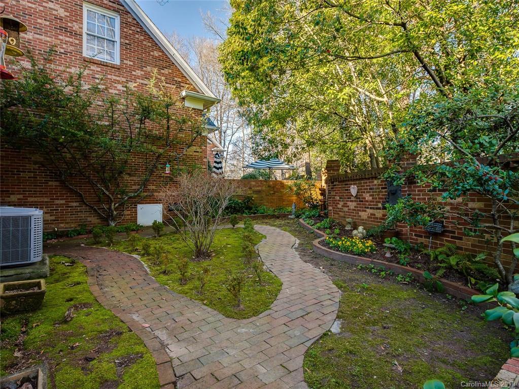 5900 Sharon Hills Road Charlotte NC 28210