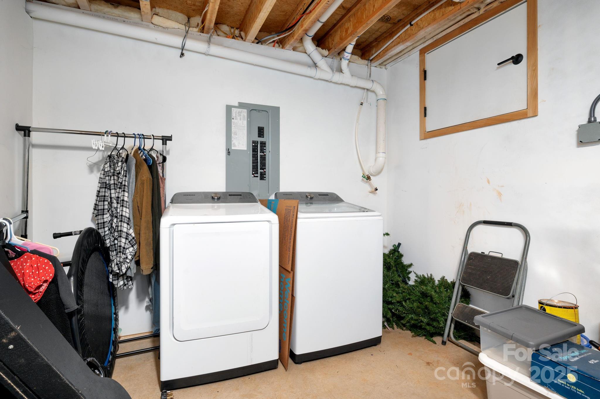 211 Sidewinder Lane Asheville NC 28806