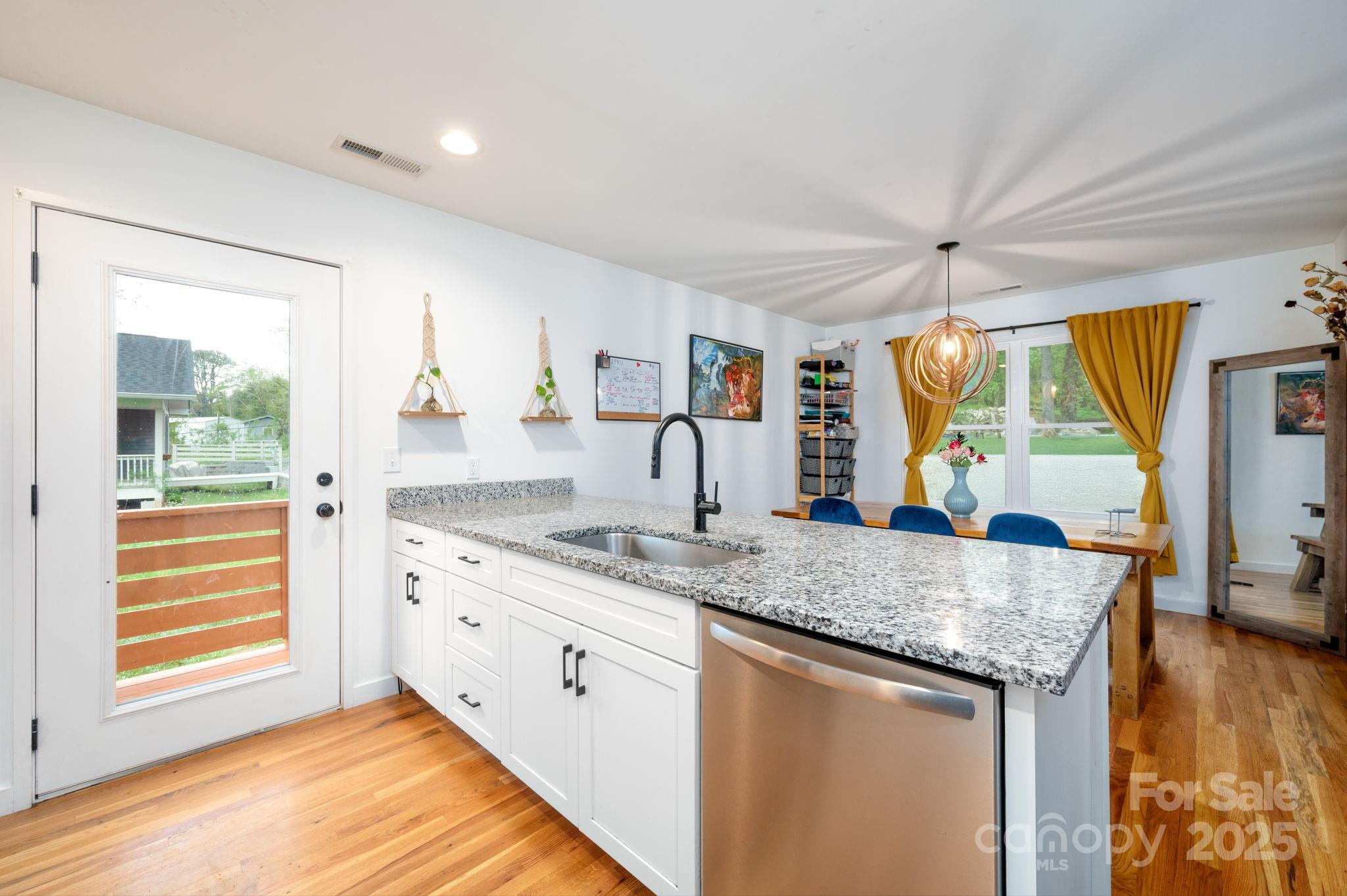 211 Sidewinder Lane Asheville NC 28806