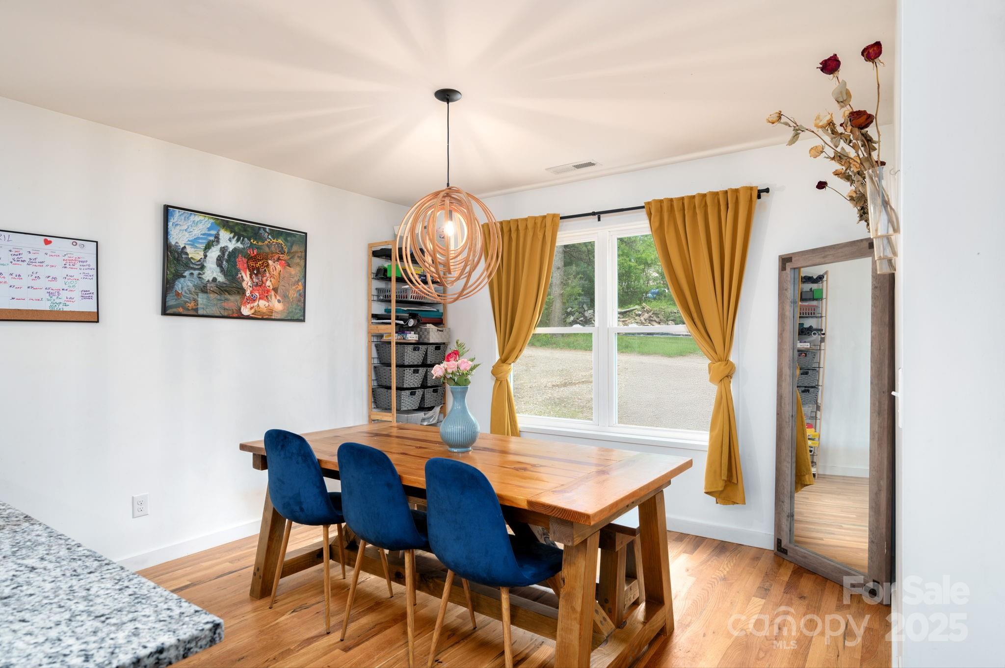 211 Sidewinder Lane Asheville NC 28806