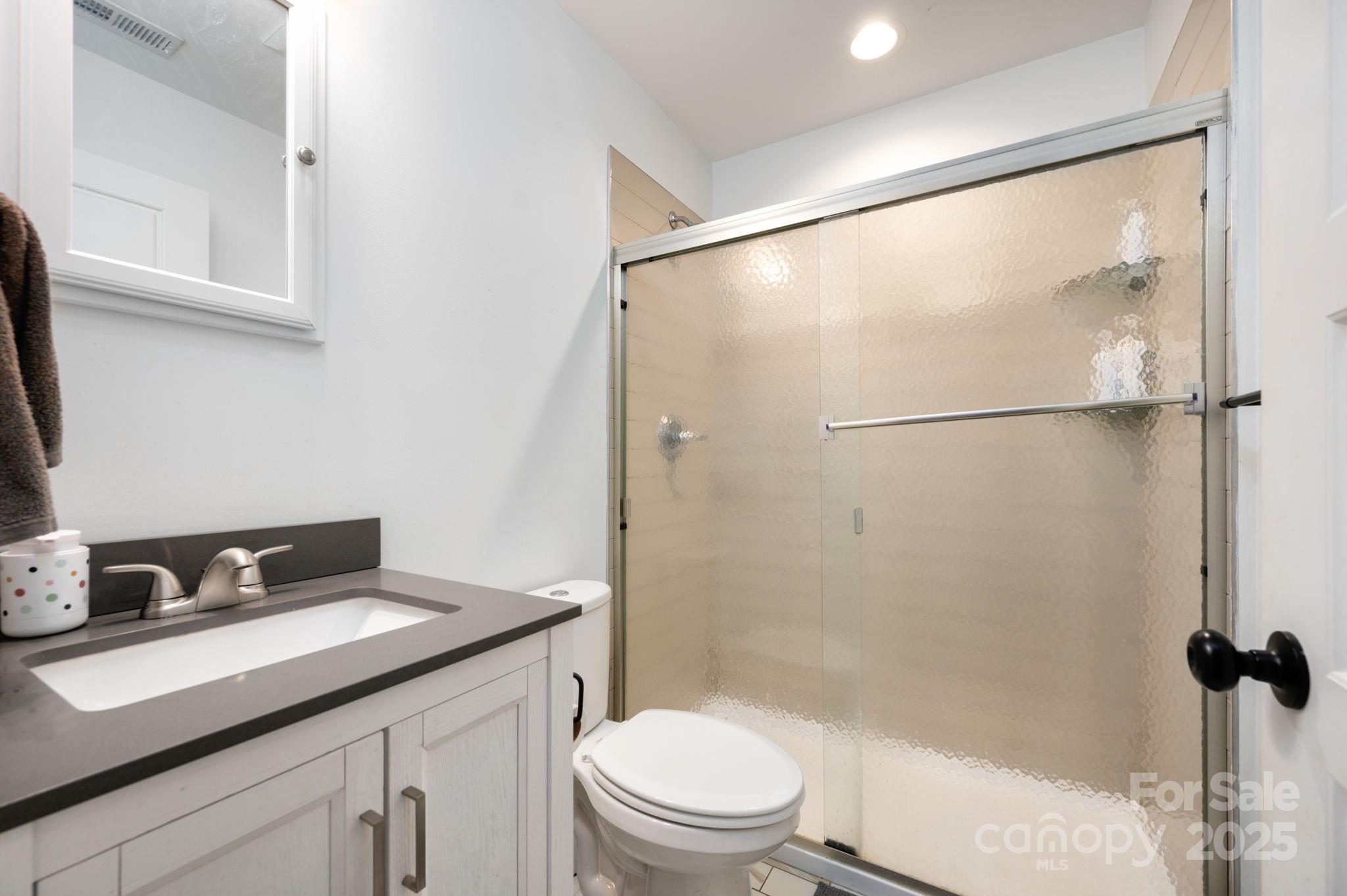 211 Sidewinder Lane Asheville NC 28806