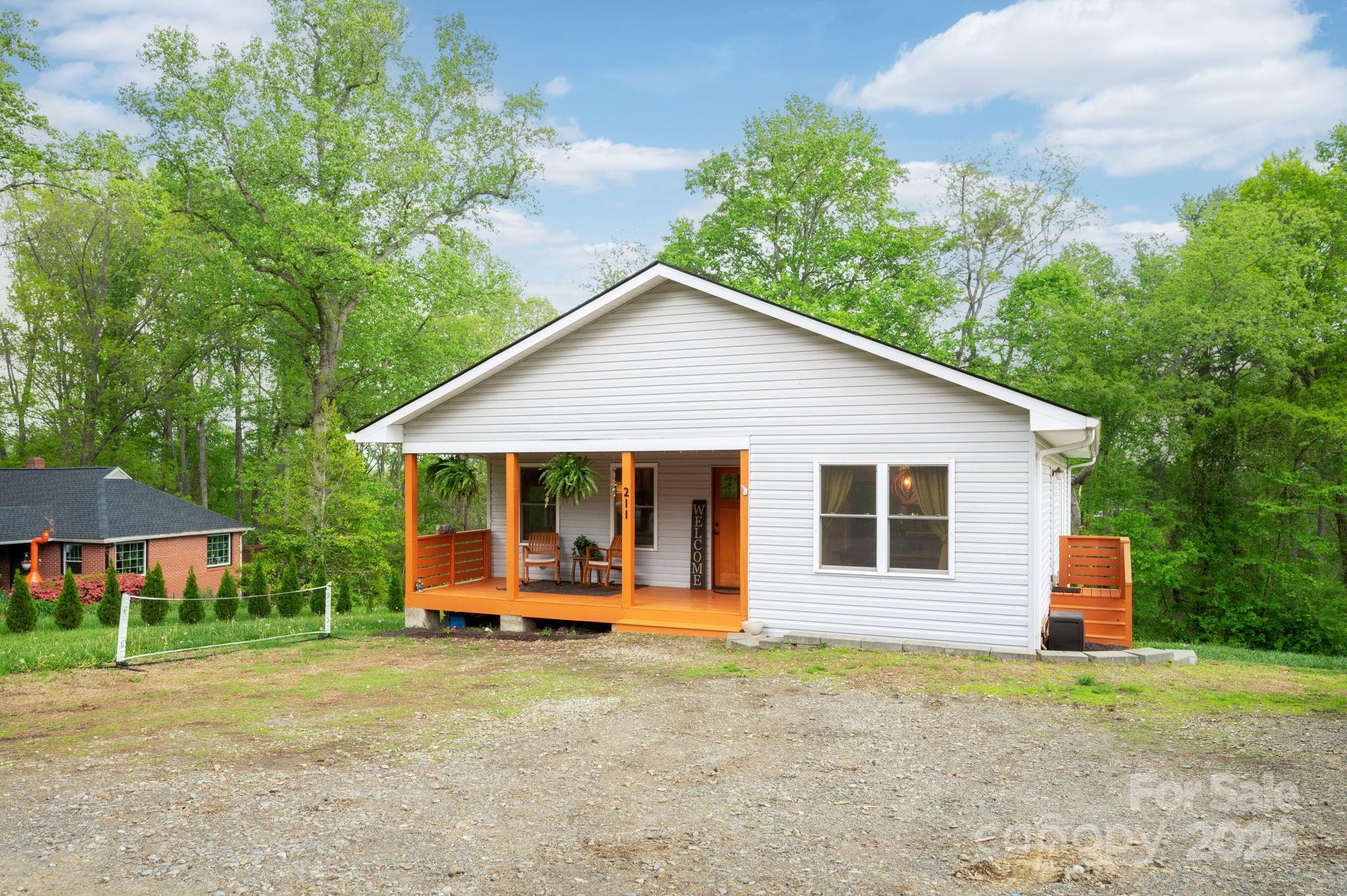 211 Sidewinder Lane Asheville NC 28806