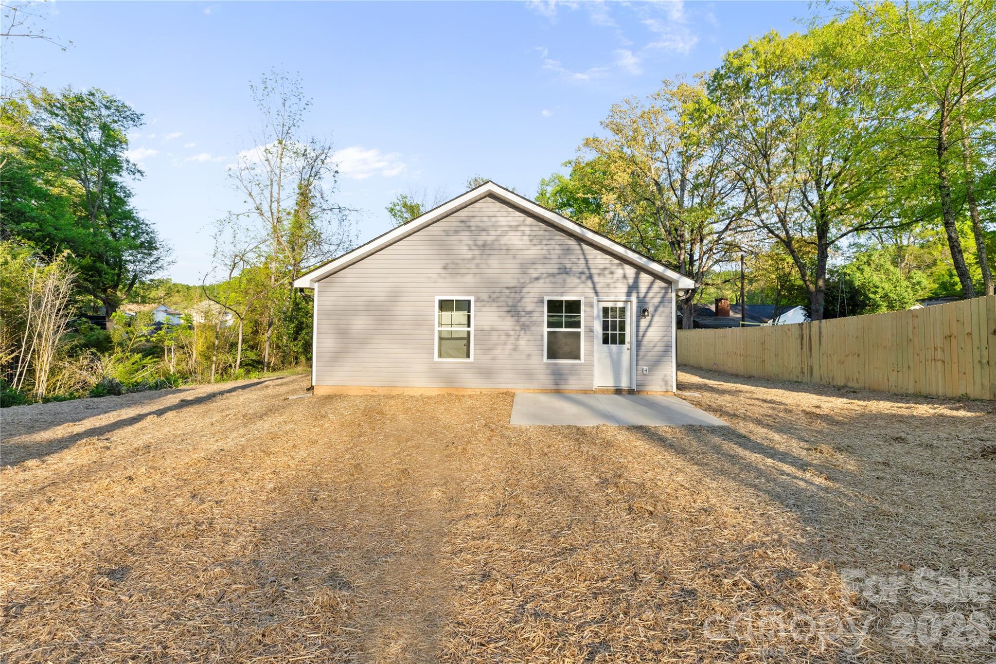 1021 E 10th Street Kannapolis NC 28083