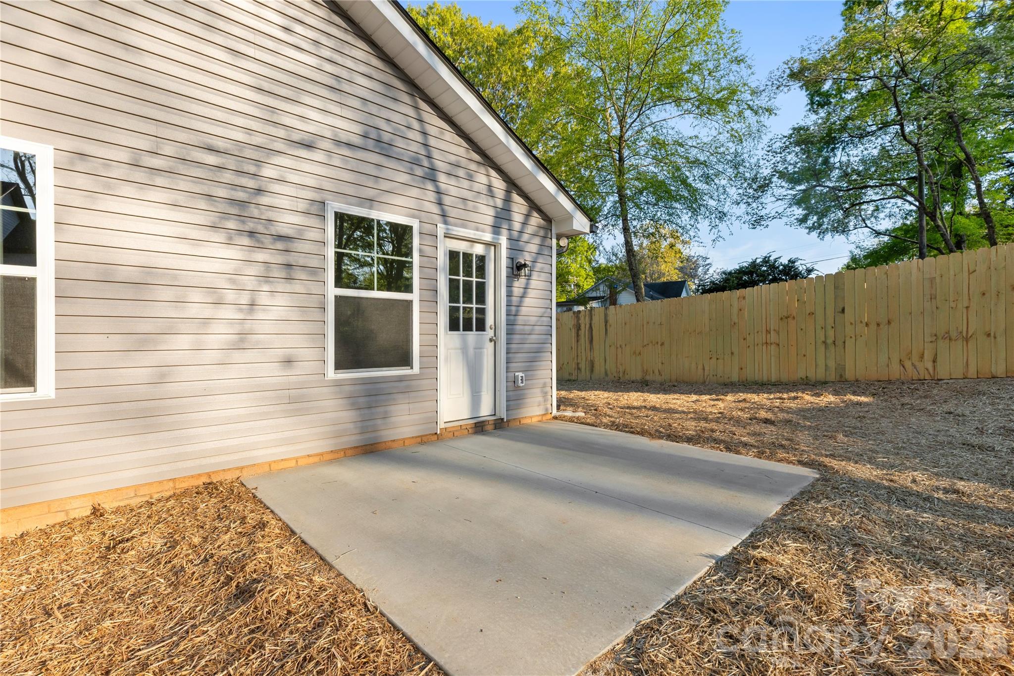 1021 E 10th Street Kannapolis NC 28083