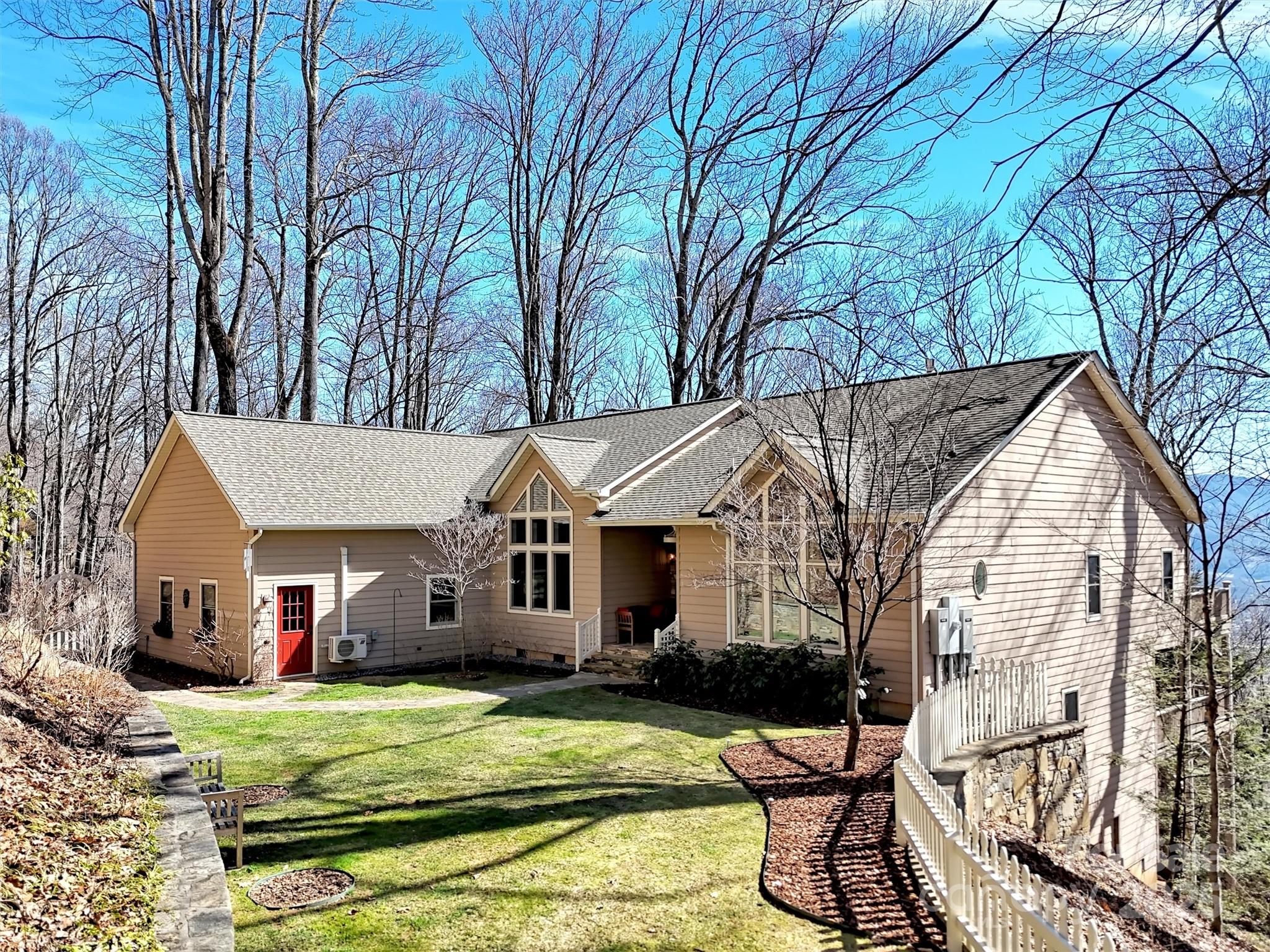 185 High Ridge Road Waynesville NC 28786
