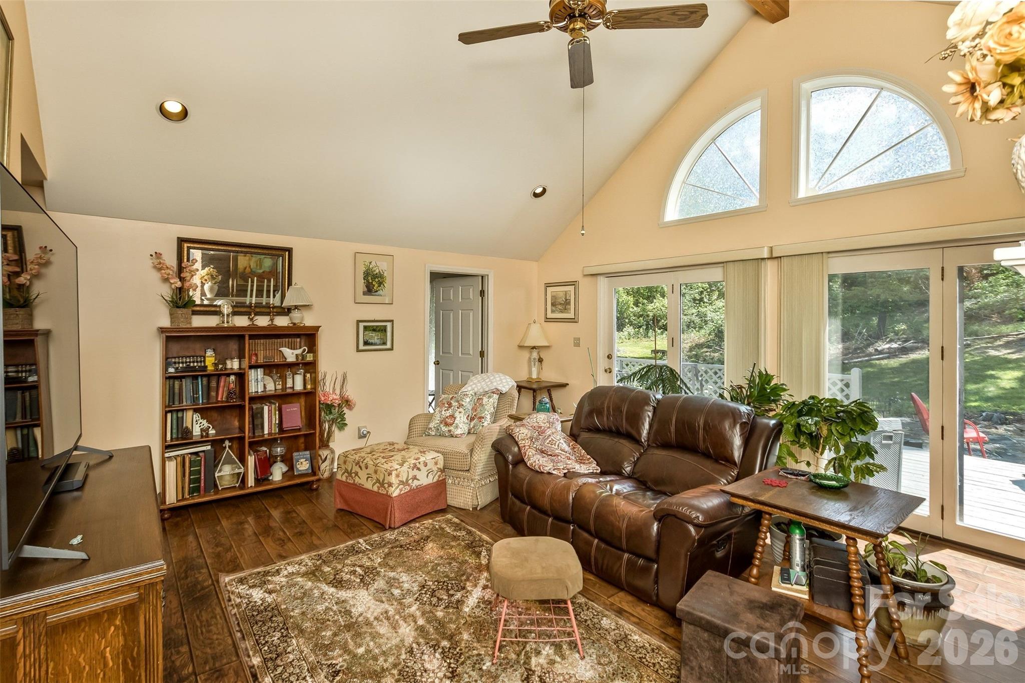 10 Applecross Road Weaverville NC 28787