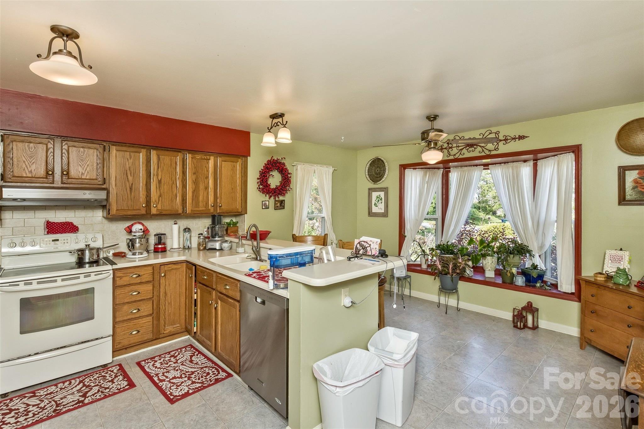 10 Applecross Road Weaverville NC 28787