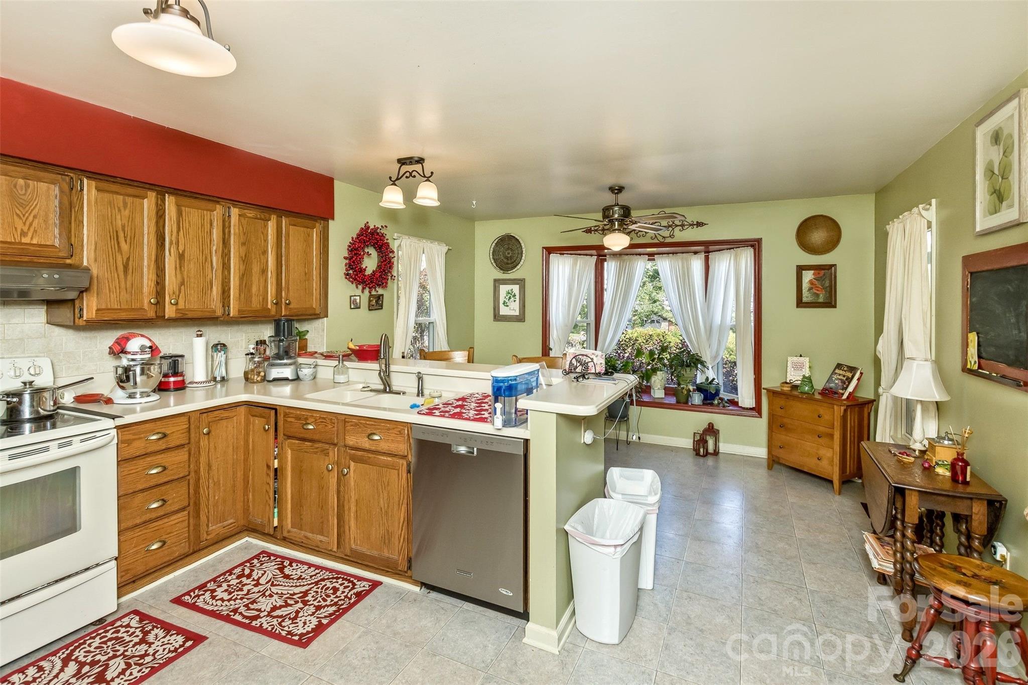 10 Applecross Road Weaverville NC 28787