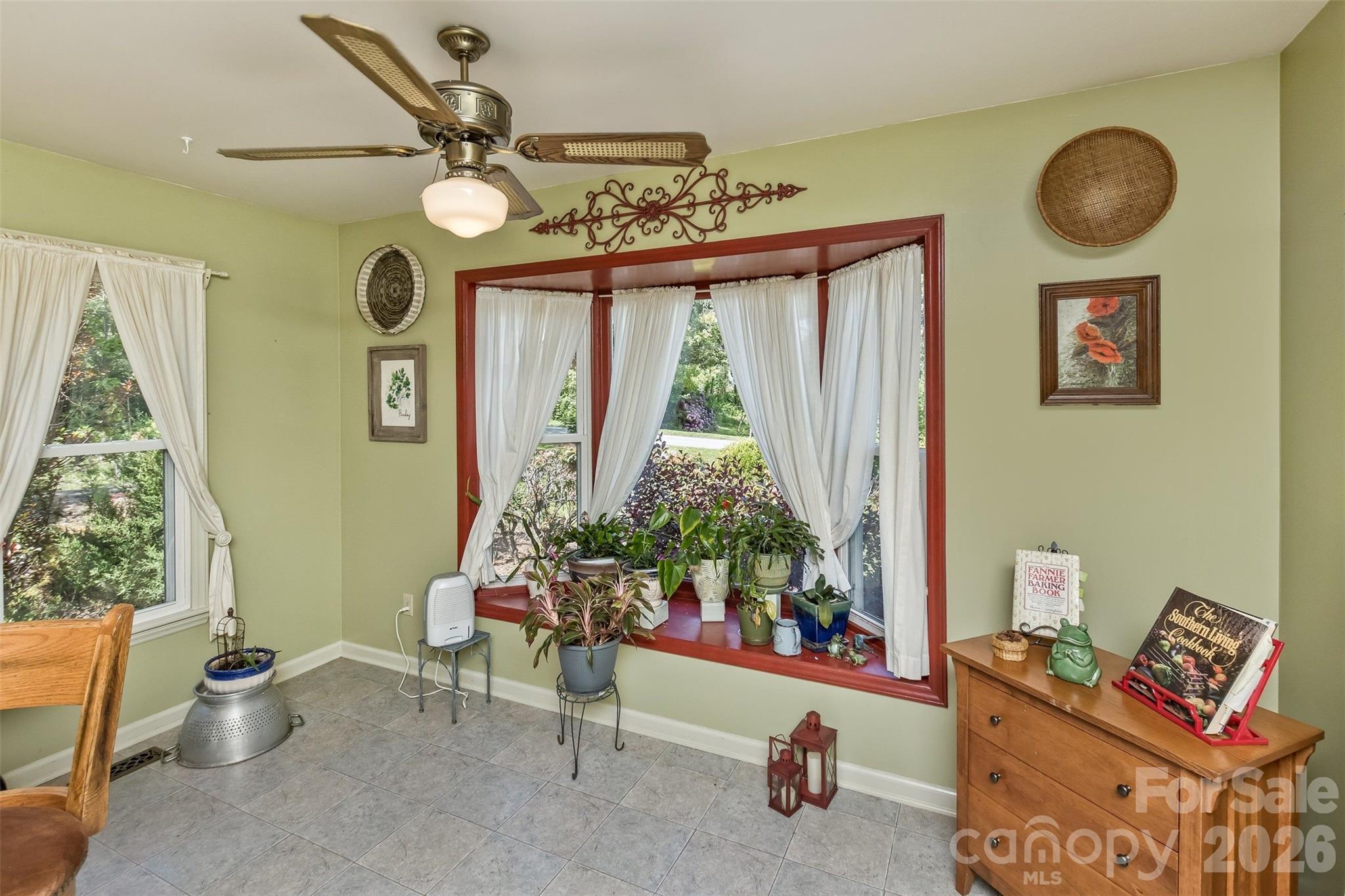 10 Applecross Road Weaverville NC 28787