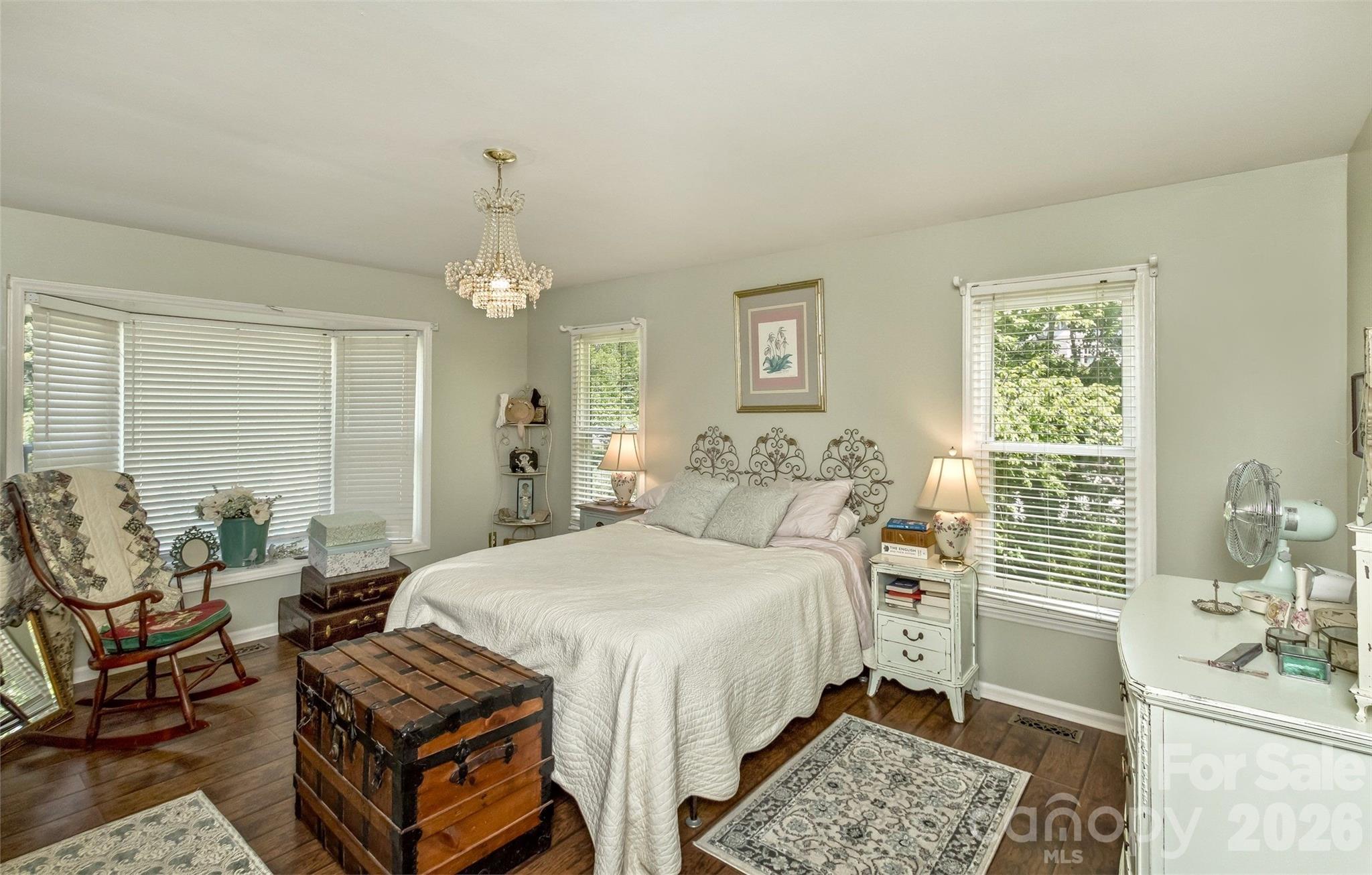 10 Applecross Road Weaverville NC 28787