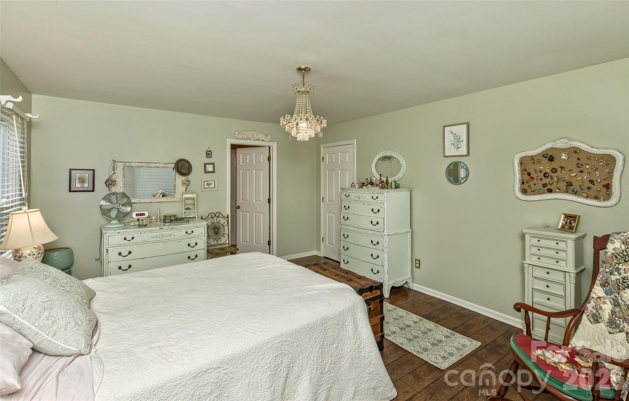 10 Applecross Road Weaverville NC 28787