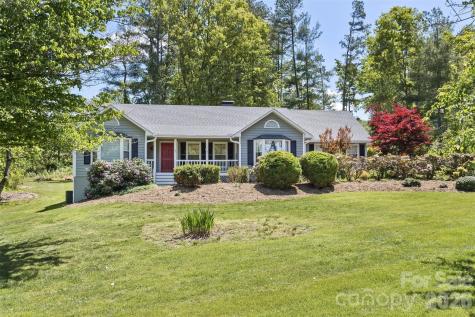 10 Applecross Road Weaverville NC 28787