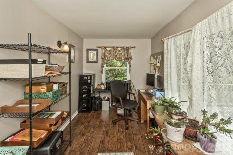 10 Applecross Road Weaverville NC 28787