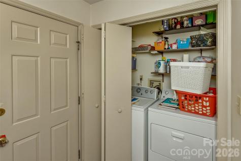10 Applecross Road Weaverville NC 28787