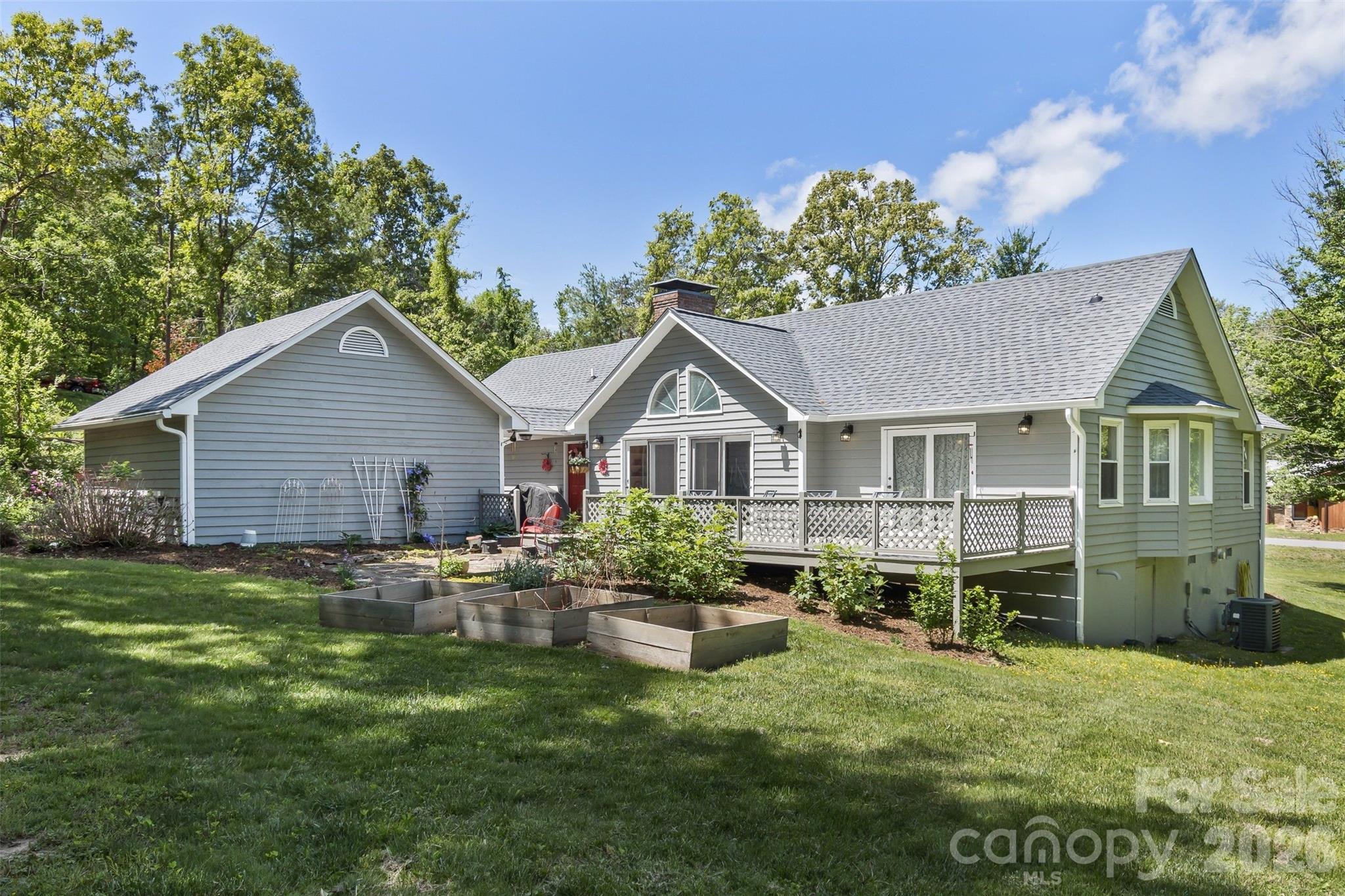 10 Applecross Road Weaverville NC 28787
