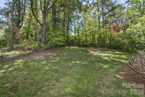 10 Applecross Road Weaverville NC 28787
