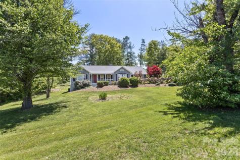 10 Applecross Road Weaverville NC 28787