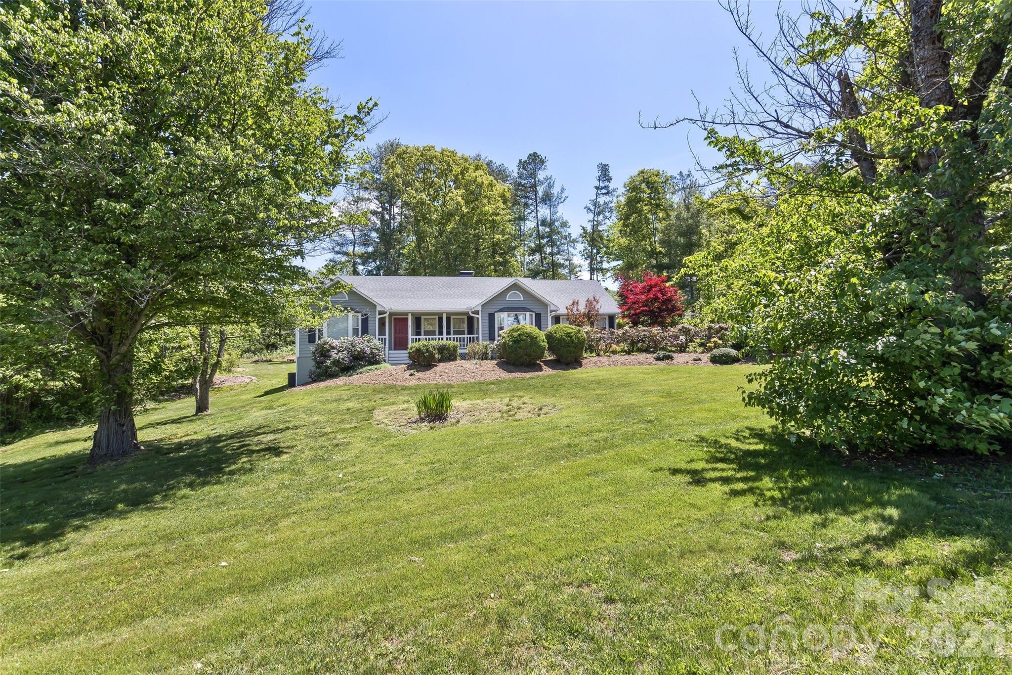 10 Applecross Road Weaverville NC 28787