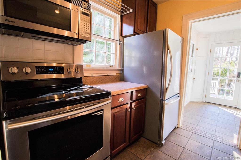 2104 Bay Street Charlotte NC 28205