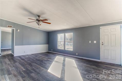 4610 Deal Road Claremont NC 28610