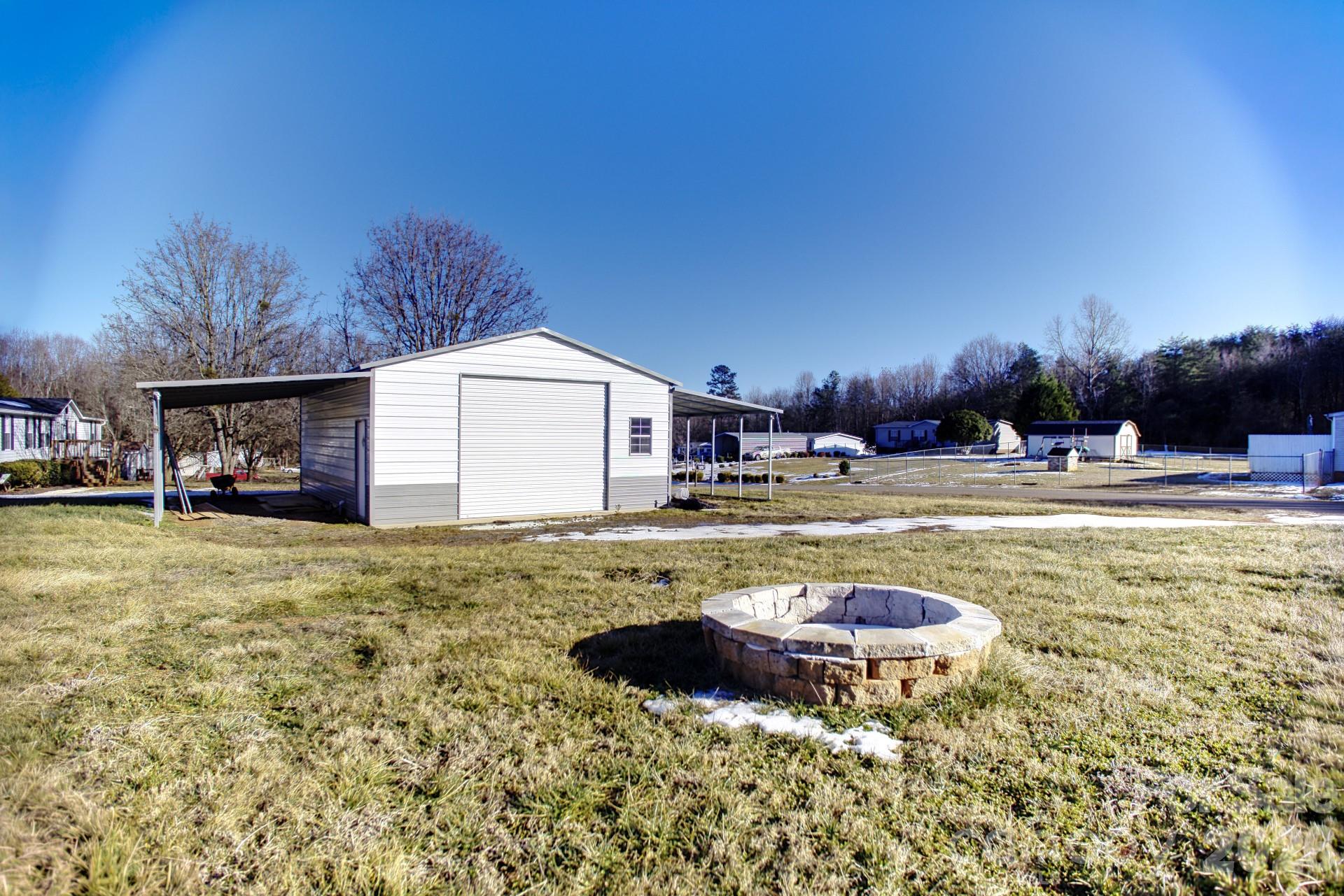 4610 Deal Road Claremont NC 28610