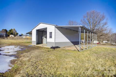 4610 Deal Road Claremont NC 28610