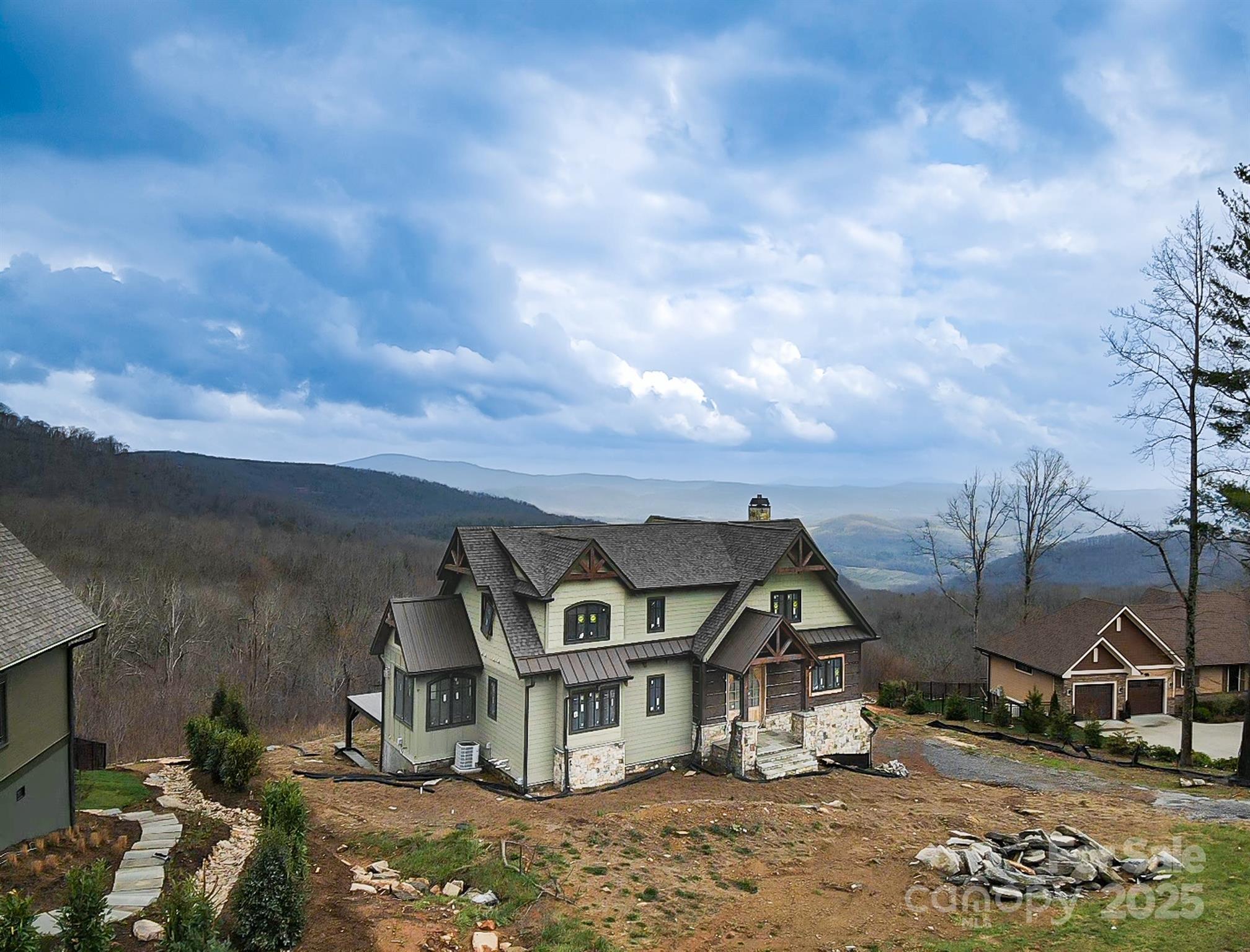 475 Dancing Bear Drive Hendersonville NC 28792