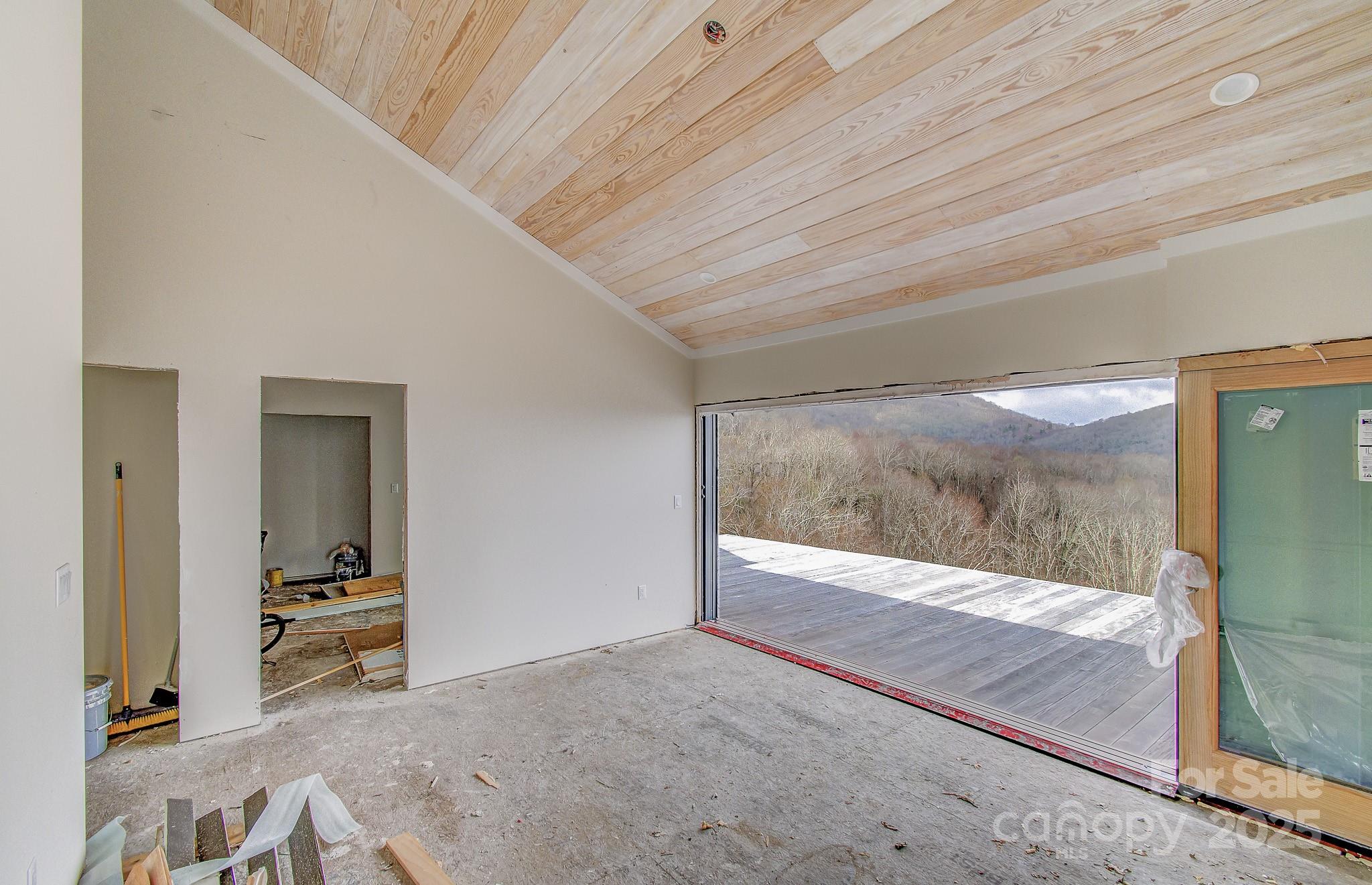 475 Dancing Bear Drive Hendersonville NC 28792