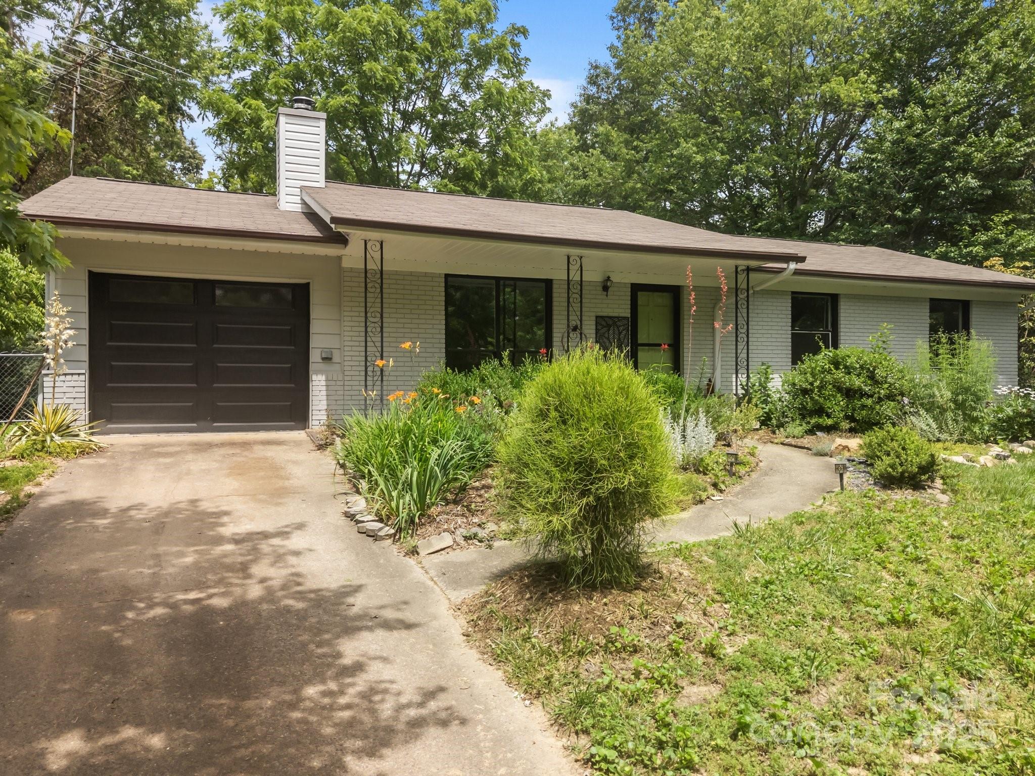 20 Summit Drive Arden NC 28704