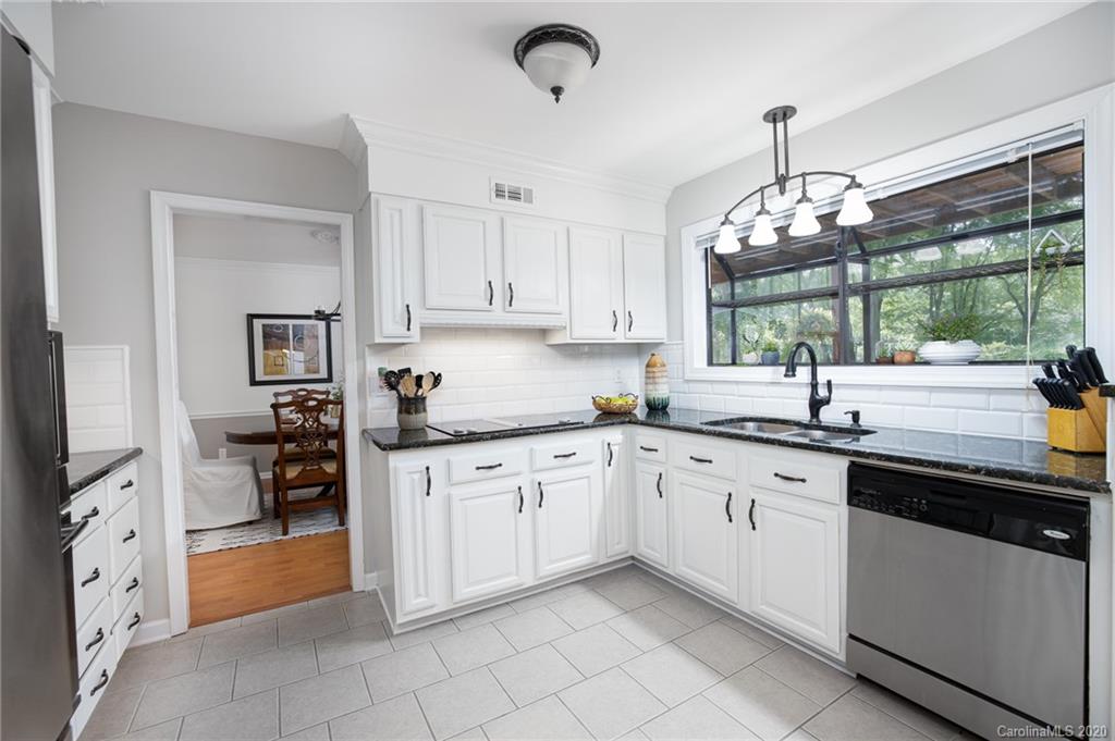 10321 Whitethorn Drive Charlotte NC 28277