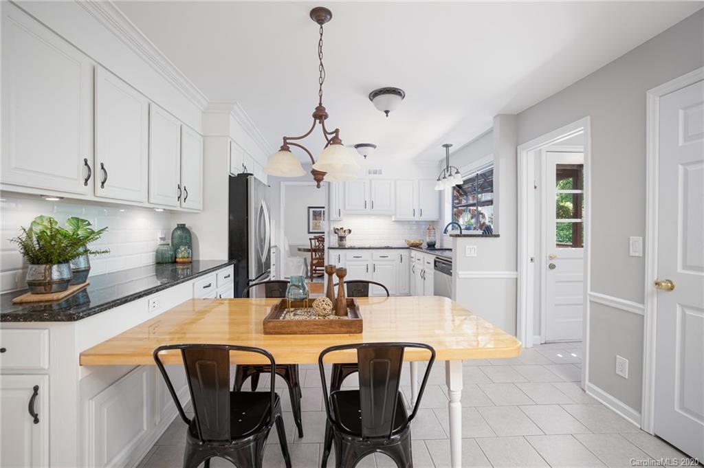 10321 Whitethorn Drive Charlotte NC 28277