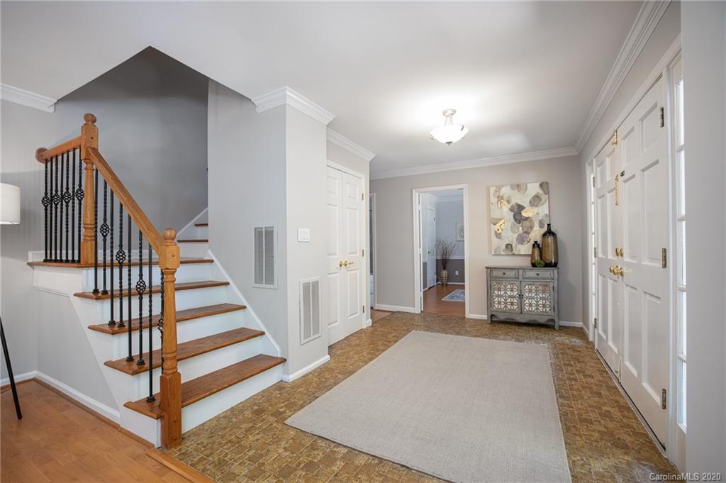 10321 Whitethorn Drive Charlotte NC 28277