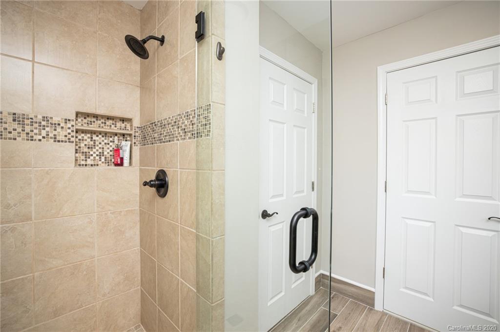 10321 Whitethorn Drive Charlotte NC 28277