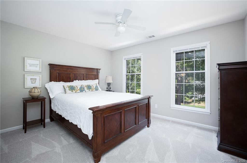 10321 Whitethorn Drive Charlotte NC 28277