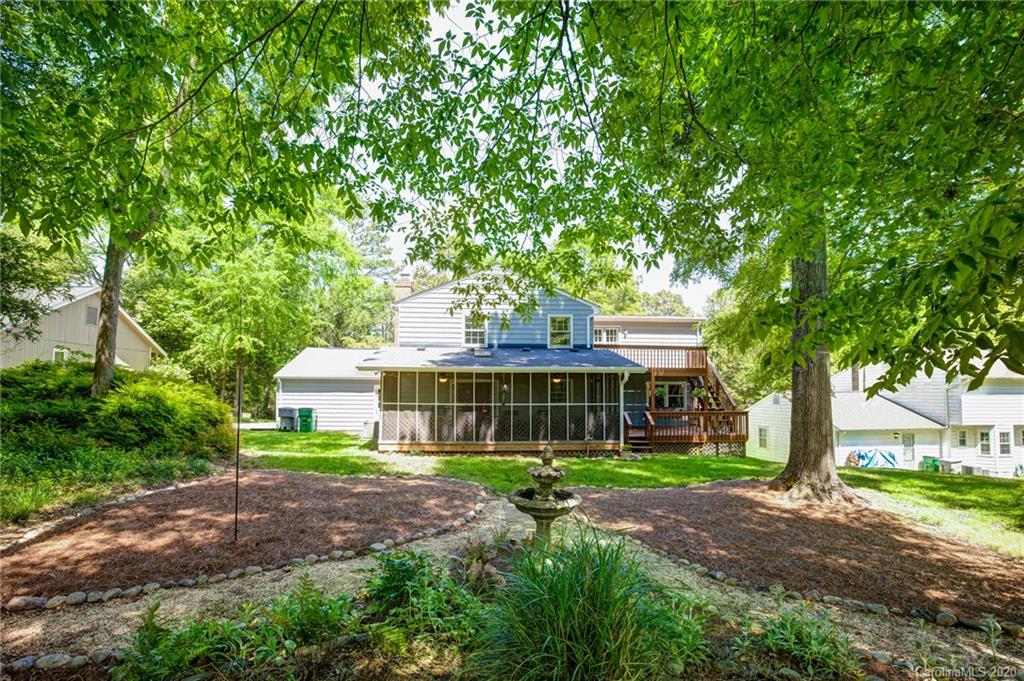 10321 Whitethorn Drive Charlotte NC 28277