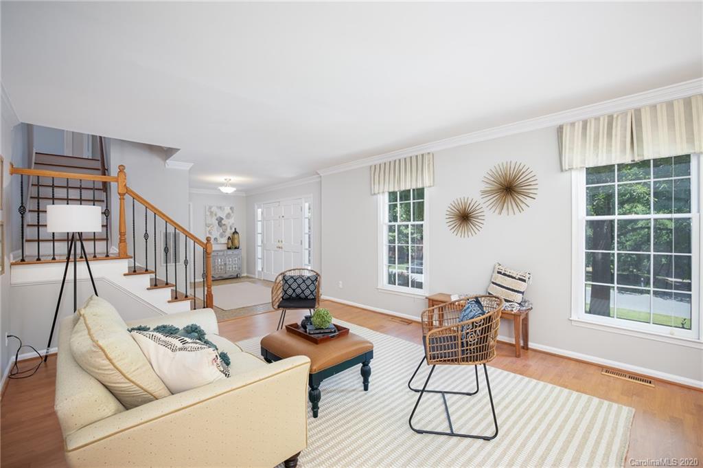 10321 Whitethorn Drive Charlotte NC 28277