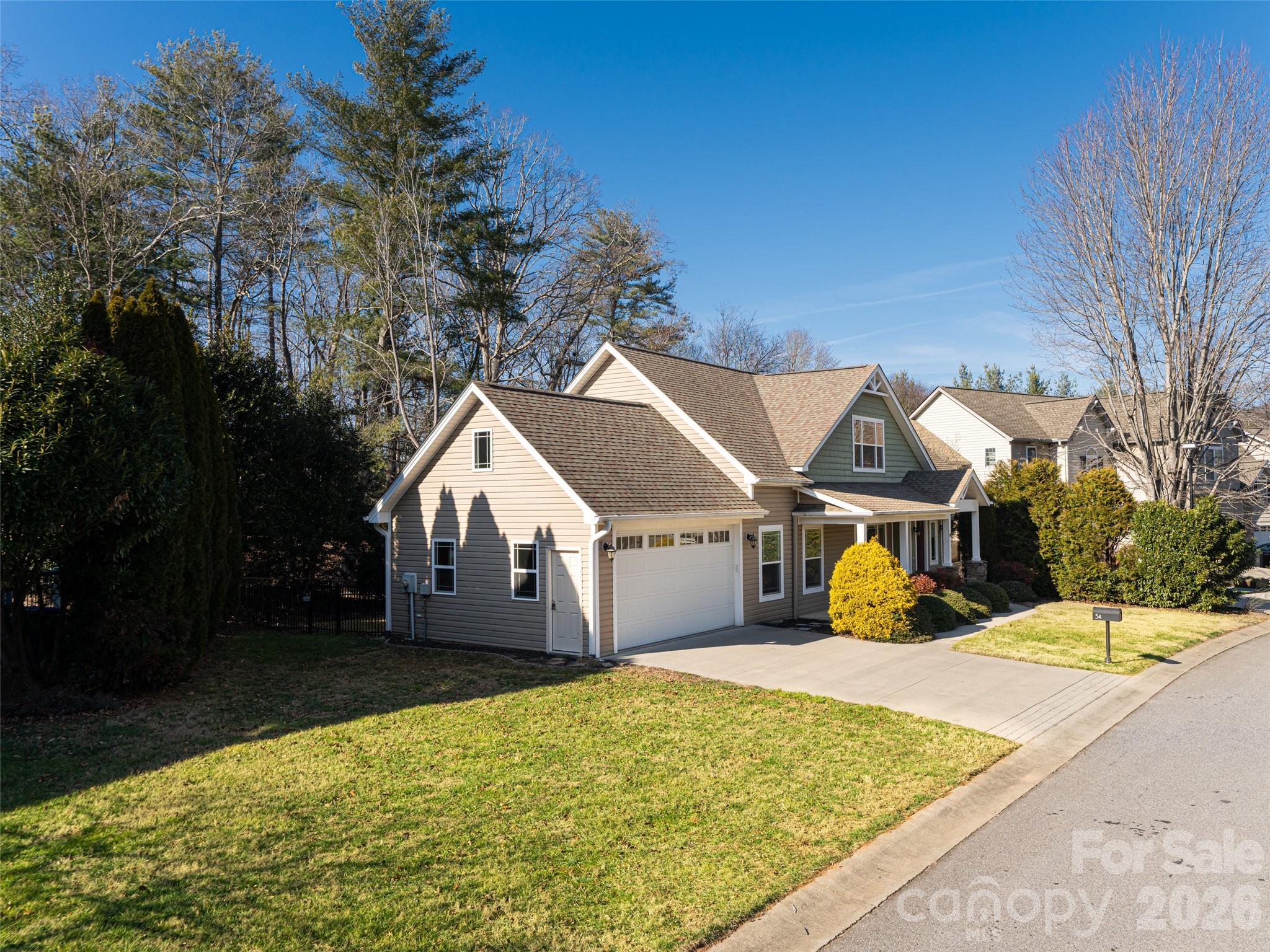 34 Driftstone Circle Arden NC 28704