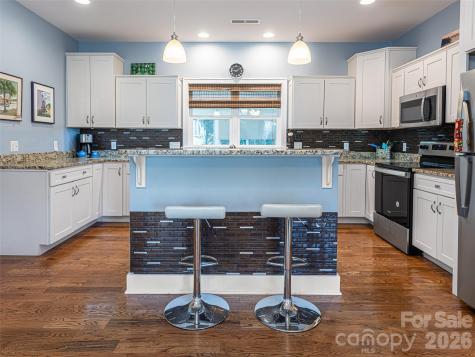 34 Driftstone Circle Arden NC 28704