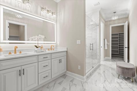 4015 Randolph Road Charlotte NC 28211