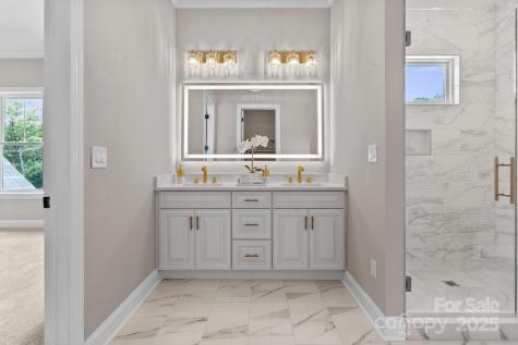 4015 Randolph Road Charlotte NC 28211