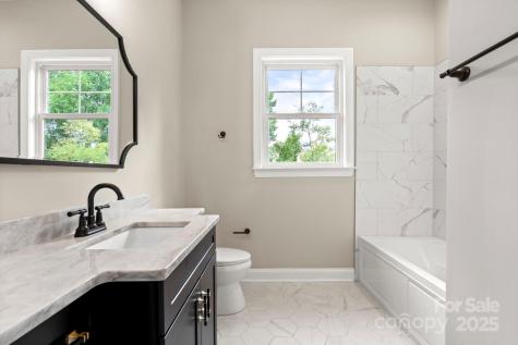 4015 Randolph Road Charlotte NC 28211