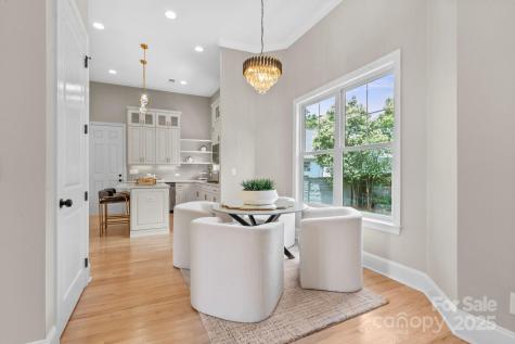 4015 Randolph Road Charlotte NC 28211