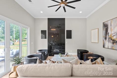 4015 Randolph Road Charlotte NC 28211