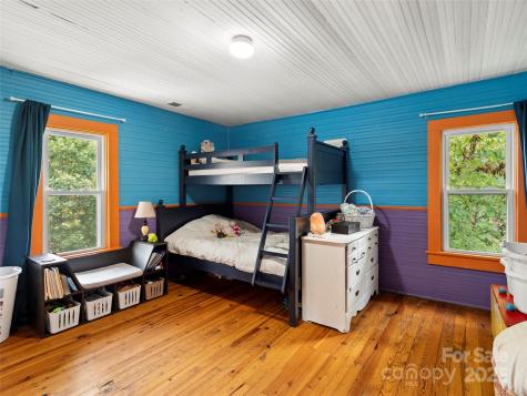 27 Barkn Cove Canton NC 28716