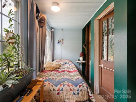 27 Barkn Cove Canton NC 28716